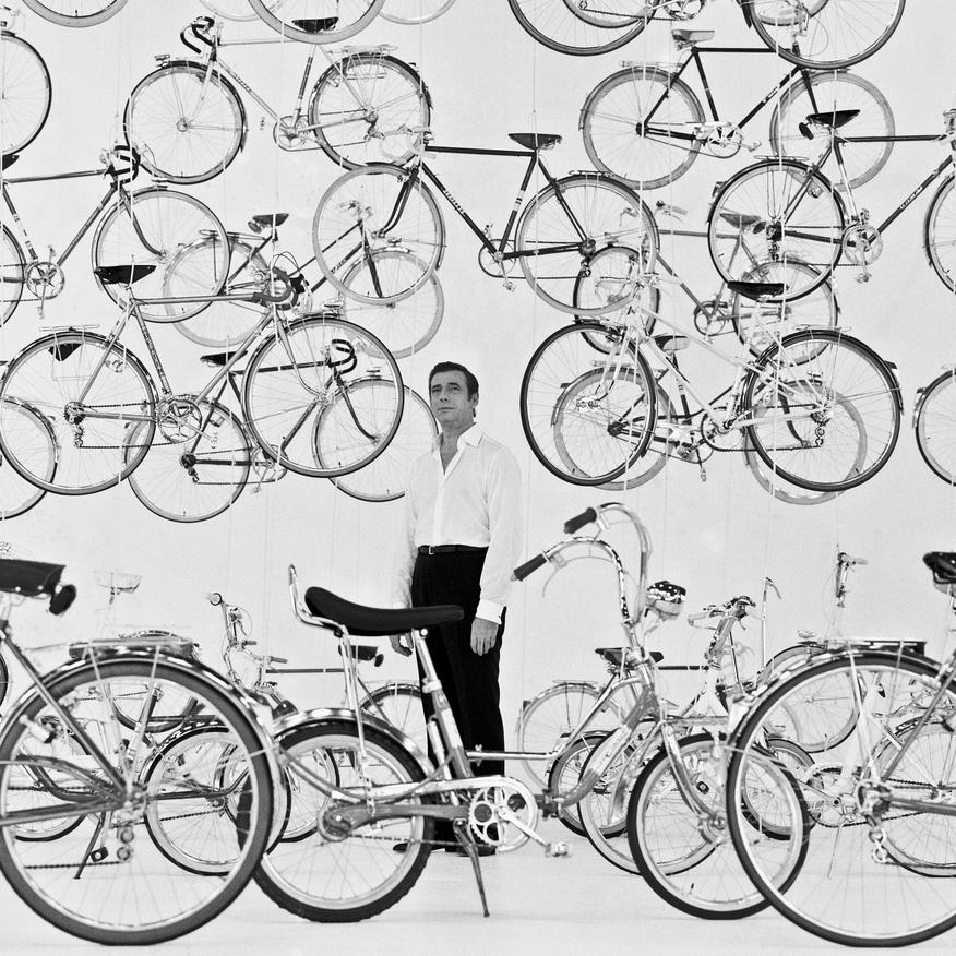 Yves Montand – La Bicyclette photo 01